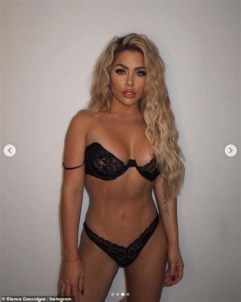 Bianca Gascoigne Wears Red Lingerie And Suspenders For Sultry Valentine S Day Snap Daily Mail
