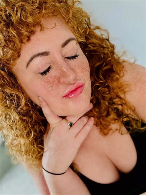 Irtr What S Your Favourite Thing About Freckled Girls Nudes Freckledredheads Nude Pics Org