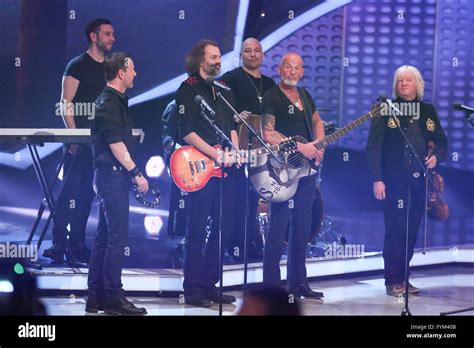 Santiano Stock Photo - Alamy