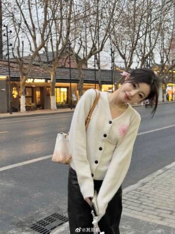 Hot girl Trung Quốc gây lú vì khoảnh khắc giống Jennie đến giật mình visual ngoài đời ra sao