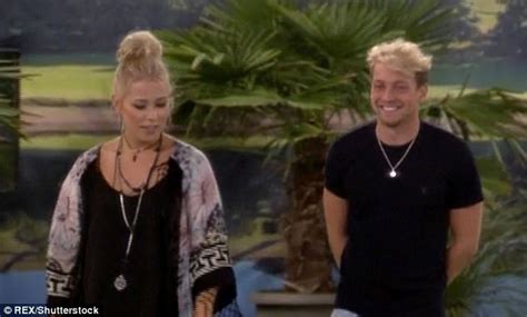 MIC S Louise Thompson Flaunts Honed Abs In A Skimpy Bikini Daily Mail Online