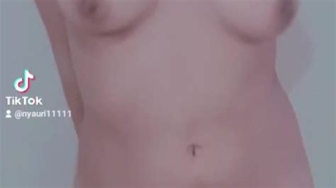 Uncensored latina trend tiktok hot dance Vídeo de sexo grátis RedTube