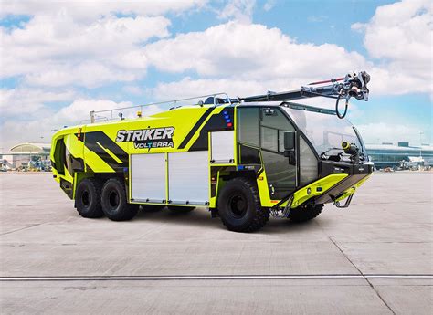 Oshkosh Striker Volterra Arff Truck On Airport Runway Ten 8 Fire And Safety