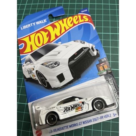 Hot Wheels LB Silhouette Works GT Nissan 35GT RR Ver 2 Shopee Malaysia