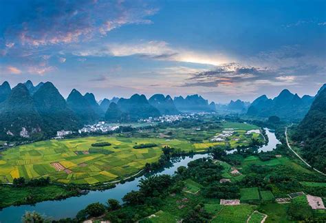 types  landforms   earth tutorial  kids