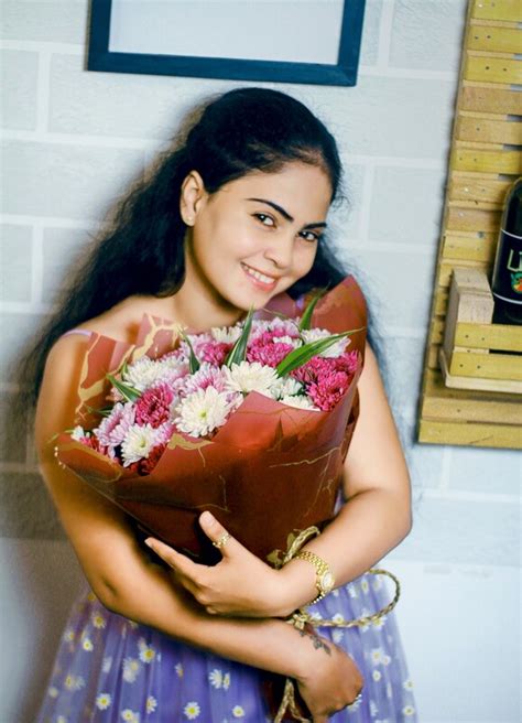 Sl Beautiful Cute Model Instgram Influencer Tiktok Star Full Nude Fucking Herself Fingering