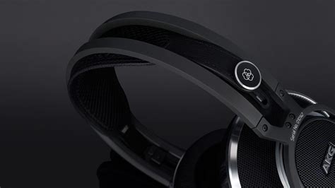 AKG K812 Review | headphonecheck.com