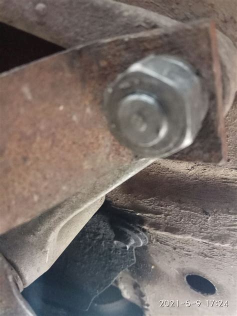 Шпилька крепления краба — Lada 21099, 1,5 л, 2004 года | своими руками ...