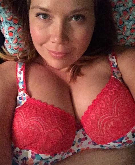 Big Tits Milf Shesfreaky