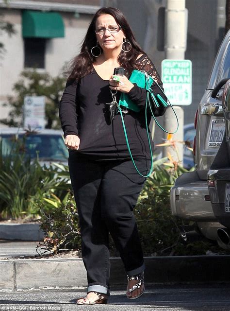 Ariel Winter Arrives To Her High School Graduation Ceremony In A Nude