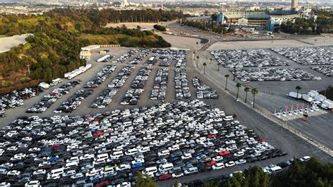 Dodger Stadium Angel Stadium Parking Lots Are Full And Heres Why Espn