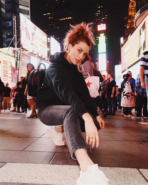 Hot Arielle Vandenberg Photos ThBlog