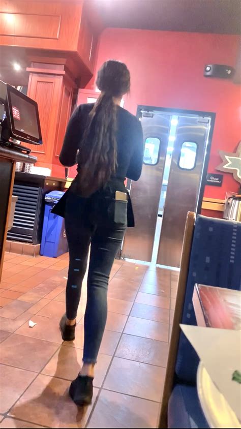 Nerdy Latina Waitress With A Nice BOOTY Tight Jeans Forum
