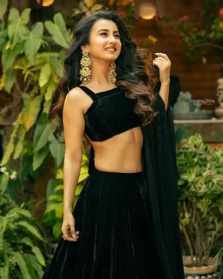 Monami Ghosh Latest Hot Pics And Photos Gallery