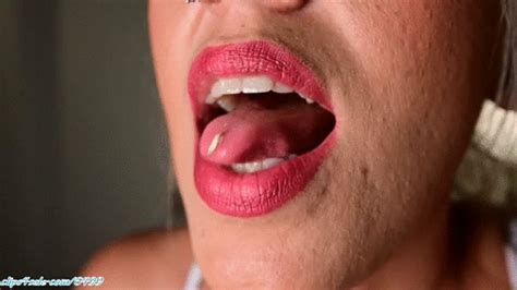 Megan Jones Takes Tiny Man On A Tour Of Her TEETH MPG Amateur Soles Giantess And Footjobs