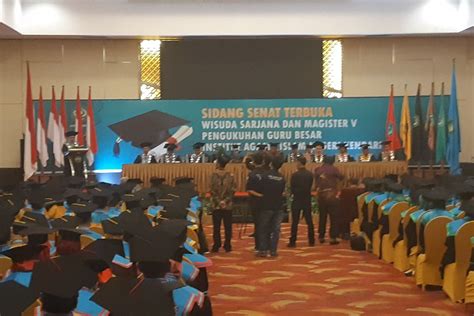 IAIN Kendari Mewisuda 550 Sarjana Dan Magister ANTARA News Sulawesi