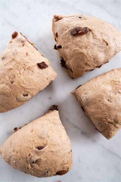 Easy Hot Cross Buns Makyla Creates