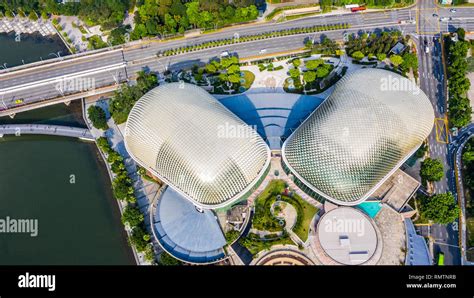 Esplanade singapore hi-res stock photography and images - Alamy