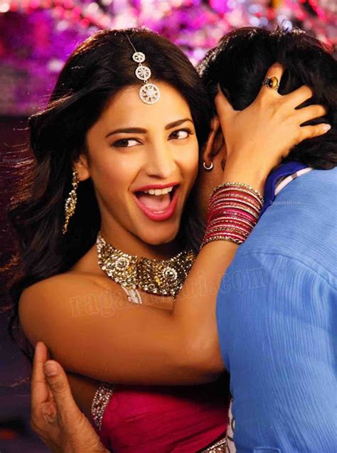 Indian Actress Hot Images Sruthi Hasan In Balupu Movie