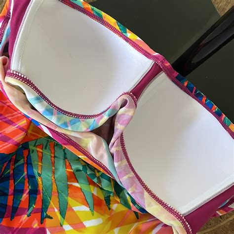 Pc Bikini Set Nearly New Superior Condition Gem