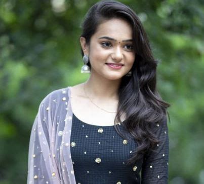 sri satya bigg boss telugu  height age boyfriend family