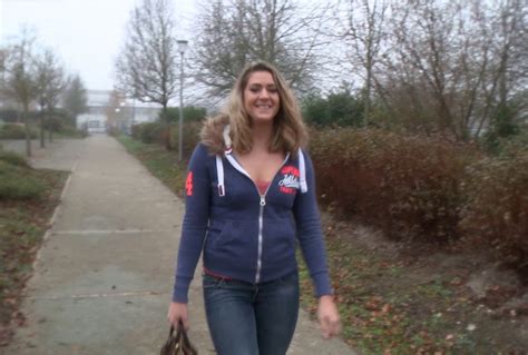 baiser le cul d une jeune ambulancière blonde video de cul française