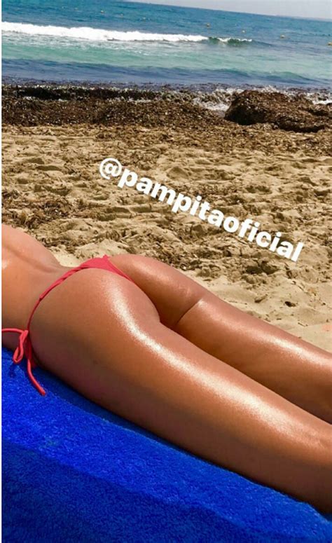 Diosa al natural las fotos hot de Pampita en sus vacaciones con Pico Mónaco en Ibiza Infobae