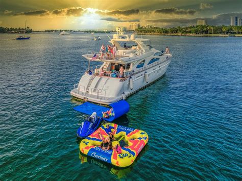Summer is coming and a Yacht Rental Experience in Miami is the Best Way