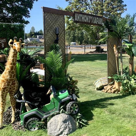 Giraffe – Plush | Make a Scene