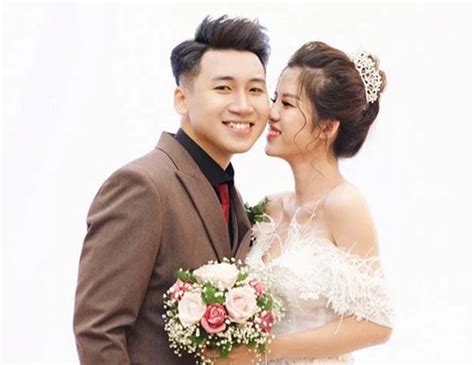 Cu C S Ng C A Huy Cung V V Hot Girl Sau Th Ng Ly H N B O Tri Th C V Cu C S Ng Tin T C