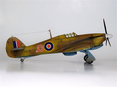 Unosetentaydos Hawker Hurricane Mk IIc Revell 1 72 AVIACION 1 72 PF