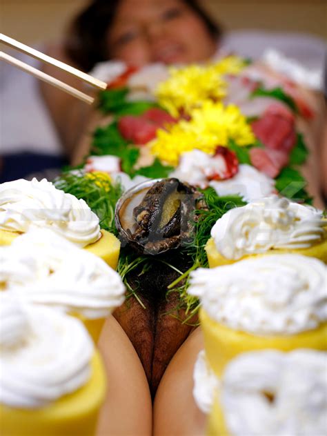 AsiaUncensored Japan Sex Asuka Ayanami 綾波あすか ヒメコレ Princess Collection vol 17 突撃女体盛り潜入リポート