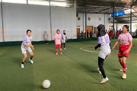 Diikuti Perempuan Milenial Turnamen Futsal Beauty Futsal Srikandi