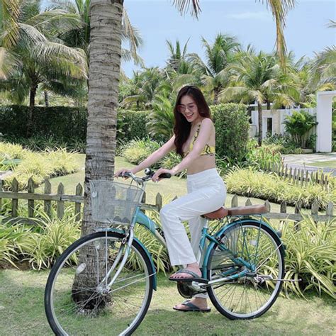 Ninh D Ng Lan Ng C Di N Bikini Khoe Body N Ng B Ng Nh Ng Fan Ch Soi I Ch N