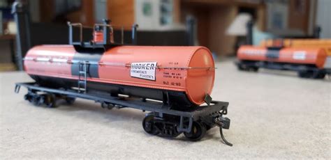 Athearn Ho Hooker Chemical Tank Car Freight Train Railroad