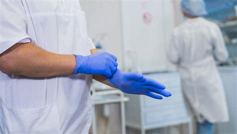 تست کرونا برای سفر آزمایشگاه رازی