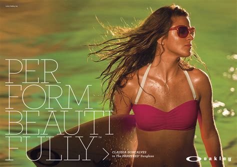 10 Hot Sexy Lorri Goddard Bikini Pics