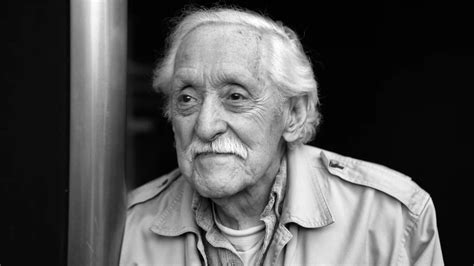 Beloved stage and screen actor Mike Nussbaum passes away at 99