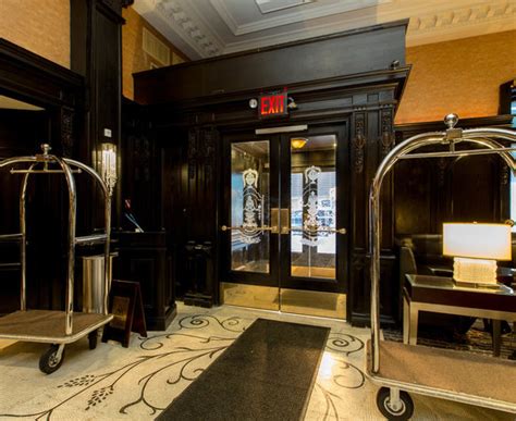 Algonquin Hotel (New York, NY): What to Know BEFORE You Bring Your Family