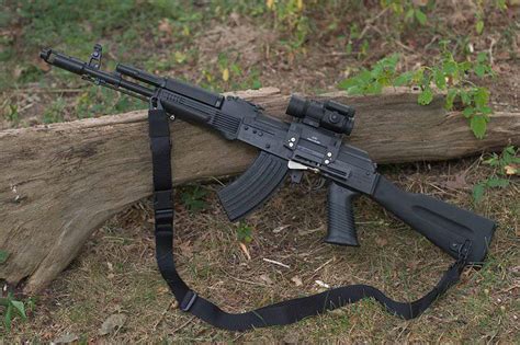 "Ижмаш" поставит партию АК-103 в Уругвай