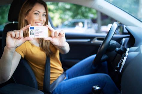 É fácil saber quantos pontos tem na sua carta de condução Saiba como