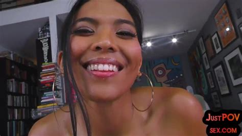 POV Dirty Talking Babe Sucks And Gets Fucked By Her Man