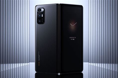 «После обновления вы получите новый телефон и планшет», — лидер Xiaomi ...