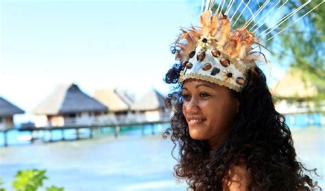 1000+ images about Tahitian Culture on Pinterest | Ukulele, Pearls and ...