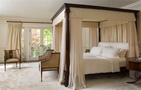Bohemian Canopy Beds Bestow Beauty Upon These Gorgeous Interiors