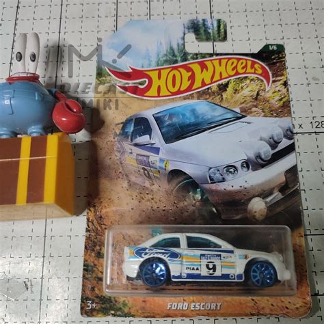Hot Wheels Ford Escort Rally Series Not Mint Shopee Malaysia