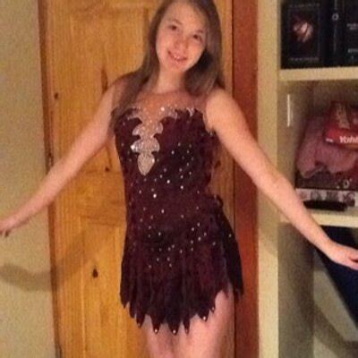 Hot Sexy Dale Dickey Bikini Pics