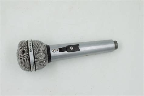 Vintage 1960's Shure 585 SA High Impedence Dynamic Microphone Unisphere ...