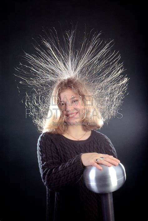 science static electricity van der graaf generator | Fundamental ...