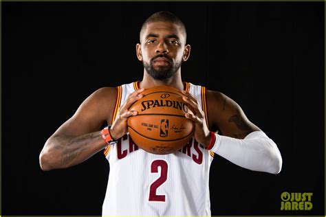 Nba Star Kyrie Irving Thinks The Earth Is Flat Video Photo 3862254